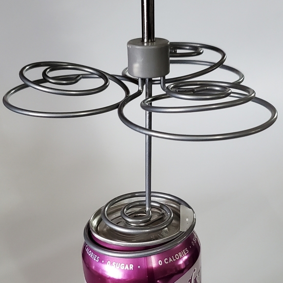 (ONLY SOLD IN BUNDLE of 2items or More) Silver Wire Muffins, Cupcake 🧁Stand - Picture 9 of 9